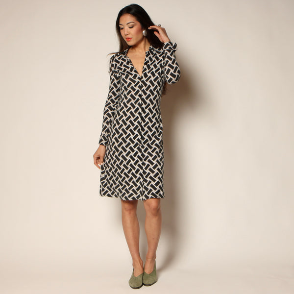 Vintage 70's Diane Von Furstenberg Italy Geometric Shirt Dress Opal Pineapple Vintage 70's Diane Von Furstenberg Italy Geometric Shirt Dress Opal Pineapple