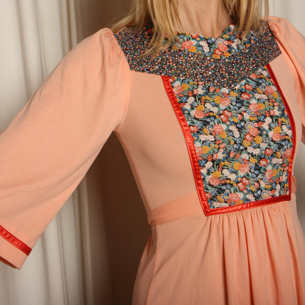 Vintage 70's Blush Calico Patchwork Prairie Dress