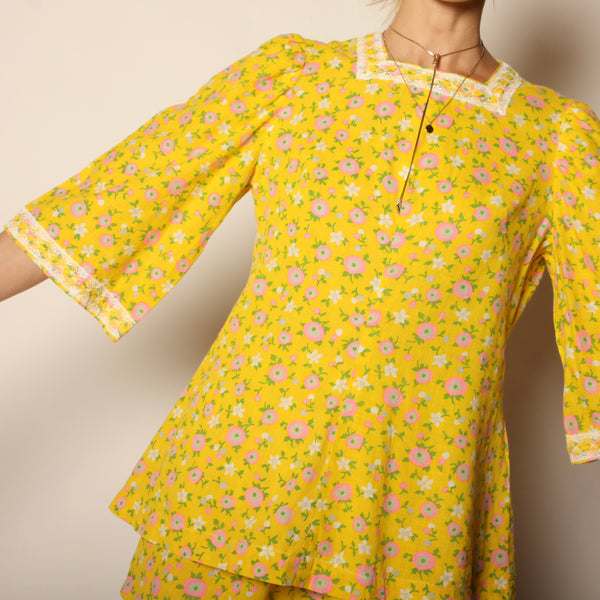 Vintage 60's Pop Art Peonies Cotton Ensemble