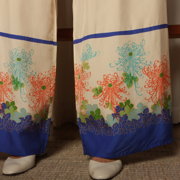 Vintage 50's Chinoiserie Chrysanthemum Pongee Silk Pajama Set